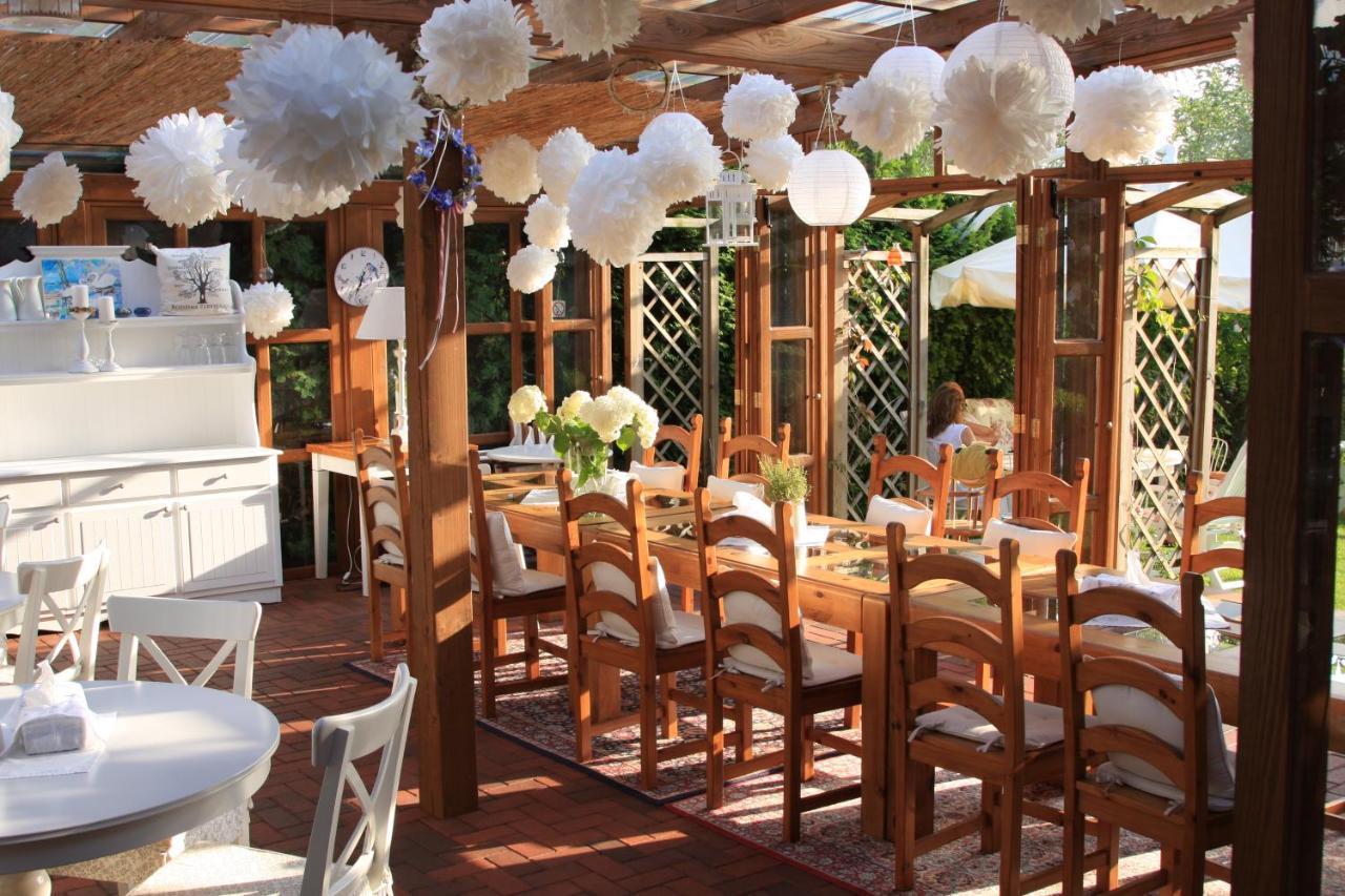 Gosciniec Galadus Bed & Breakfast Dusznica Exterior photo
