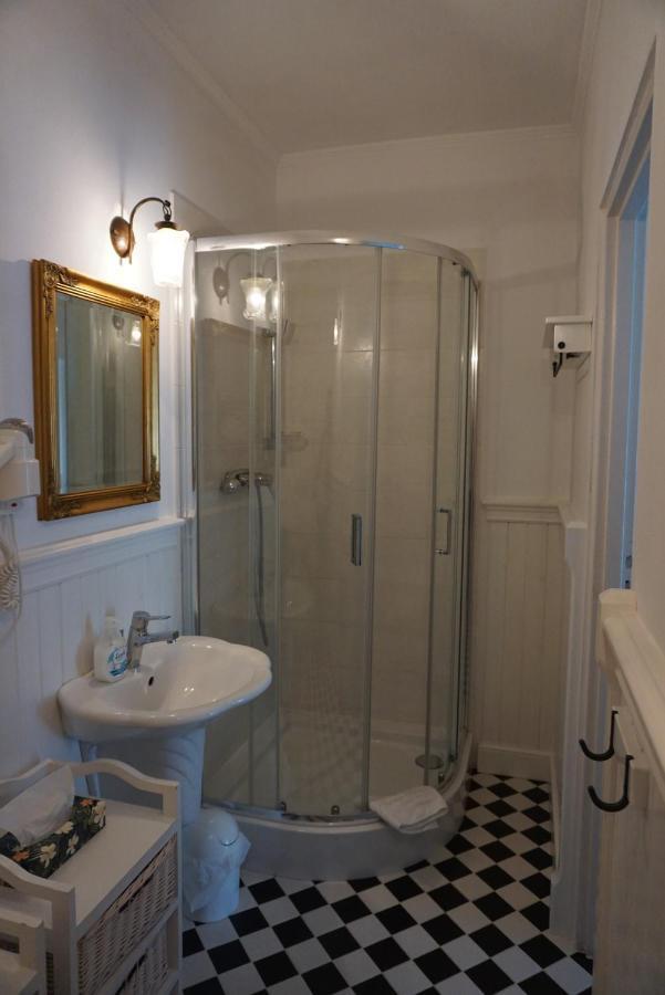 Gosciniec Galadus Bed & Breakfast Dusznica Exterior photo